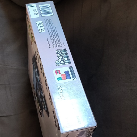 Lego Disney Peter Pan and Wendy's Flight over London Free Shipping - Picture 4 of 4